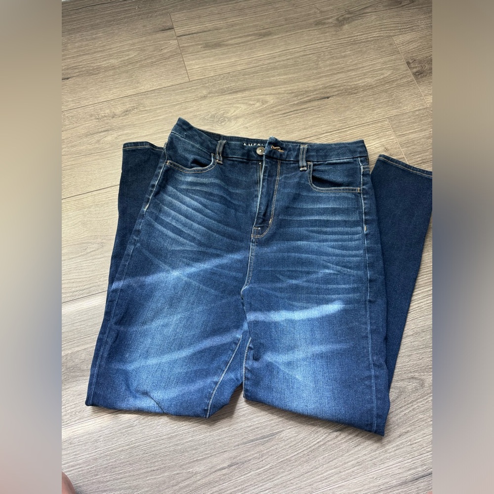 American Eagle skinny jeans